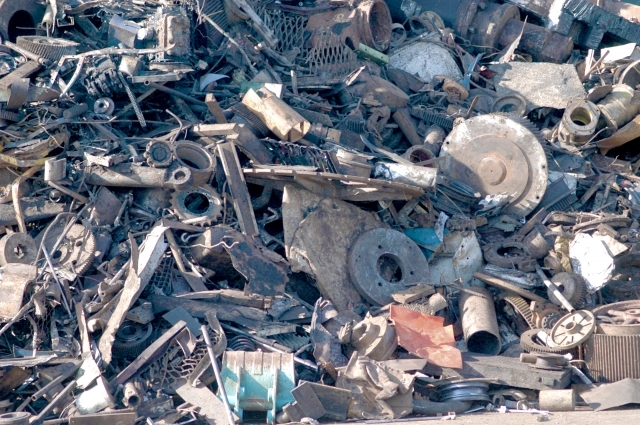 金属くずのイメージ写真